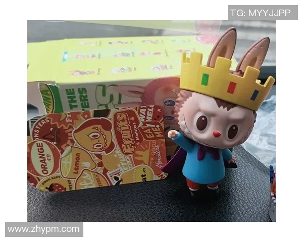 探索足球明星盲盒隐藏款的神秘魅力与收藏价值，揭开你的幸运之旅